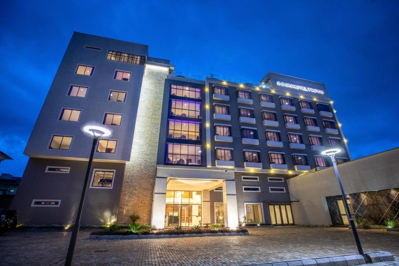 Bon Hotel Tripod Overri Kültér fotó