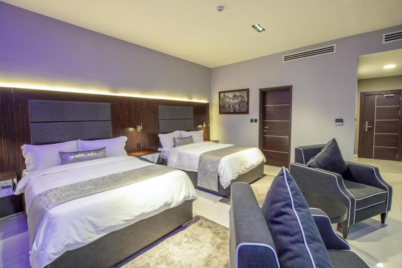 Bon Hotel Tripod Overri Kültér fotó