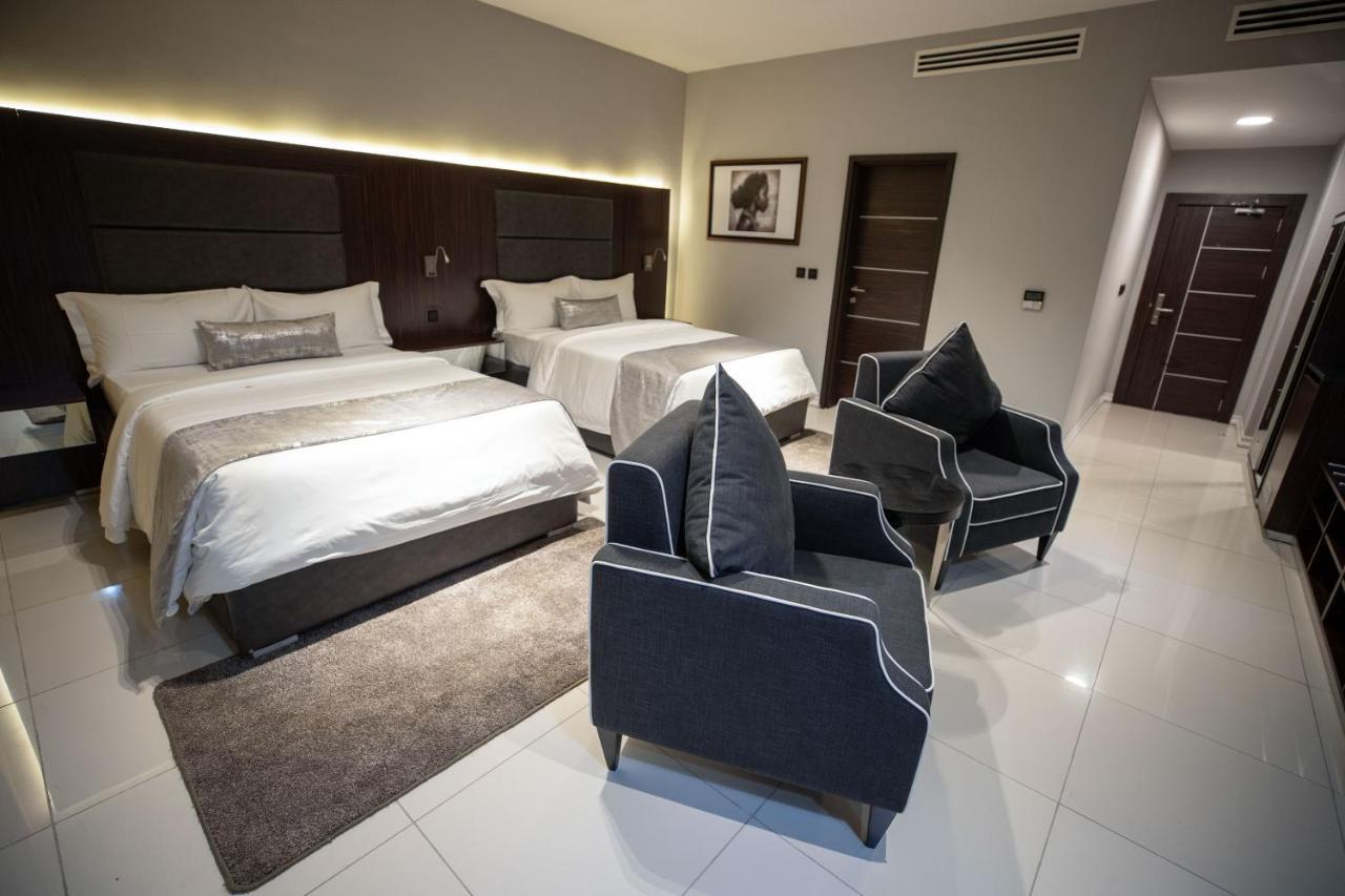 Bon Hotel Tripod Overri Kültér fotó